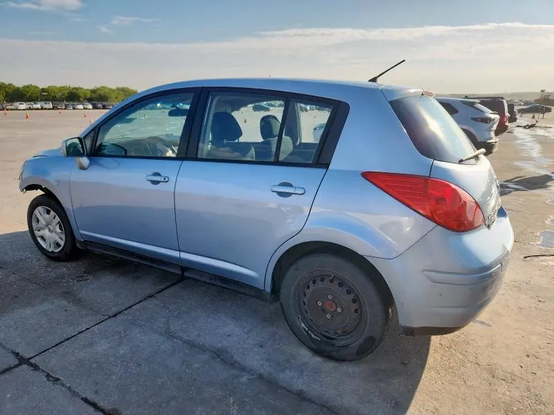 2011 NISSAN VERSA S  