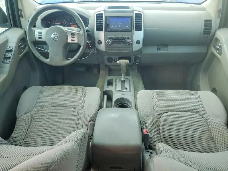 2012 NISSAN FRONTIER S  
