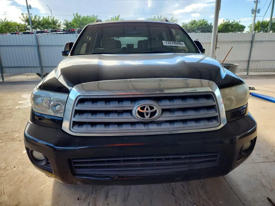 2012 TOYOTA SEQUOIA SR5  
