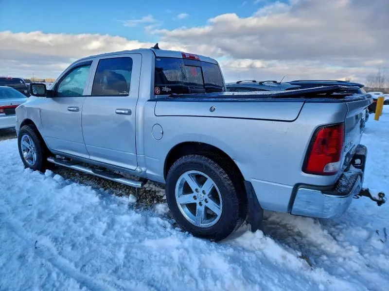 2013 RAM 1500 SLT  