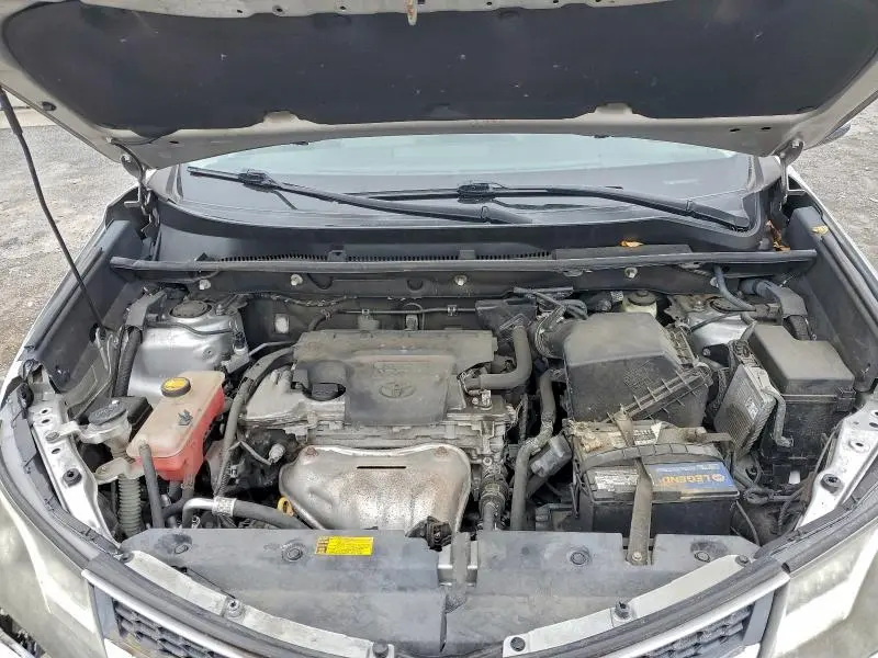 2014 TOYOTA RAV4 XLE  