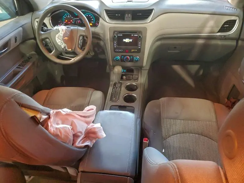 2017 CHEVROLET TRAVERSE LS  