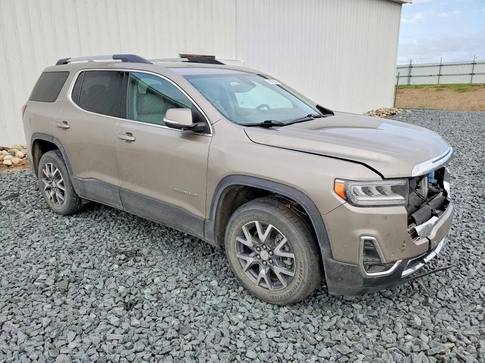 2022 GMC ACADIA SLT  