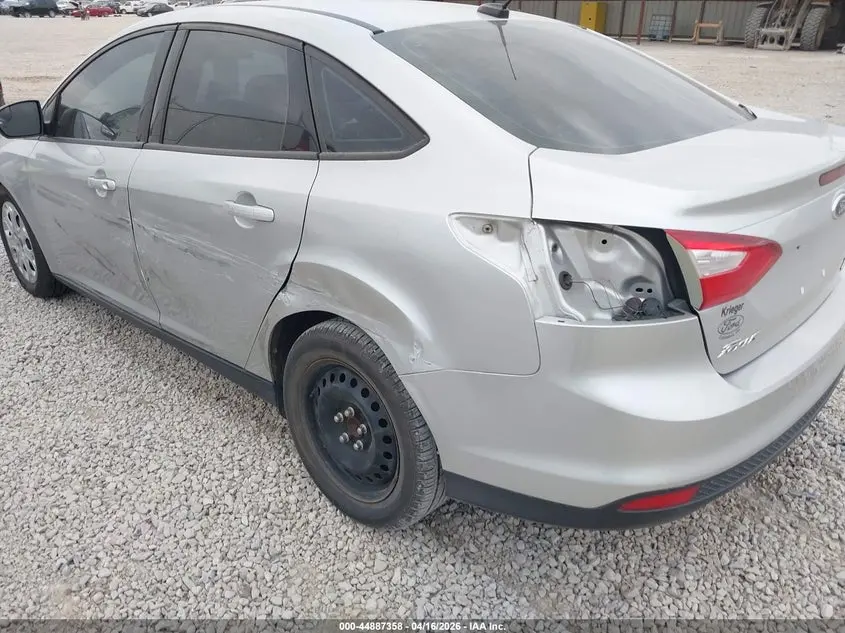 2012 FORD FOCUS SE