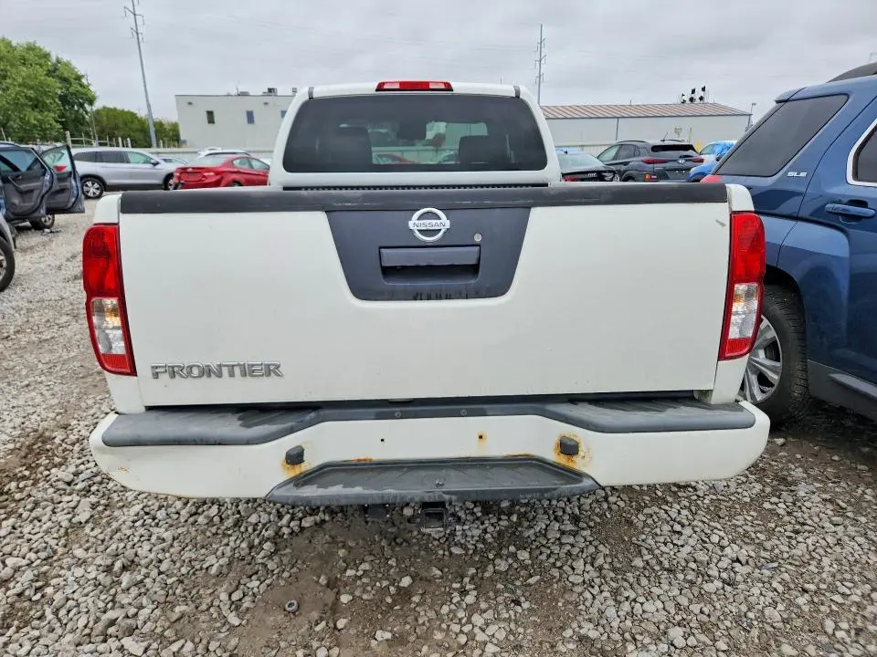 2018 NISSAN FRONTIER S  