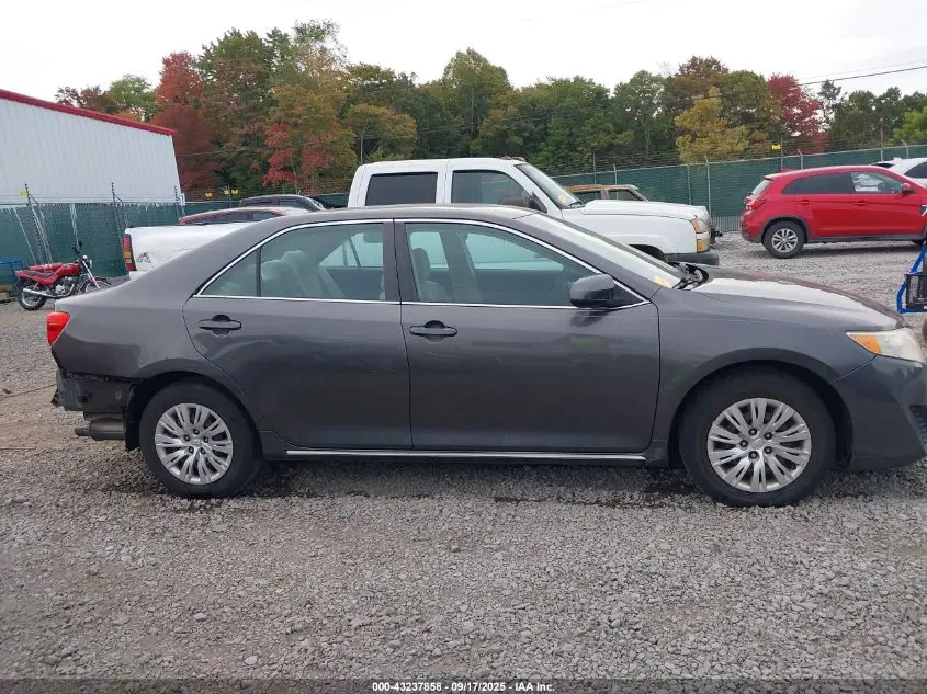 2013 TOYOTA CAMRY LE