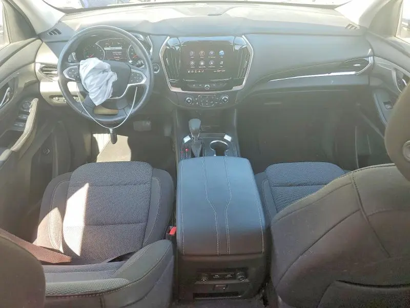 2021 CHEVROLET TRAVERSE LT  