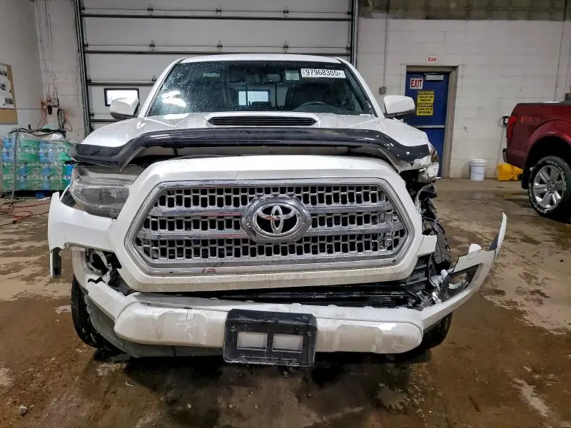 2017 TOYOTA TACOMA DOUBLE CAB  