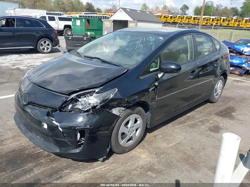 2014 TOYOTA PRIUS THREE