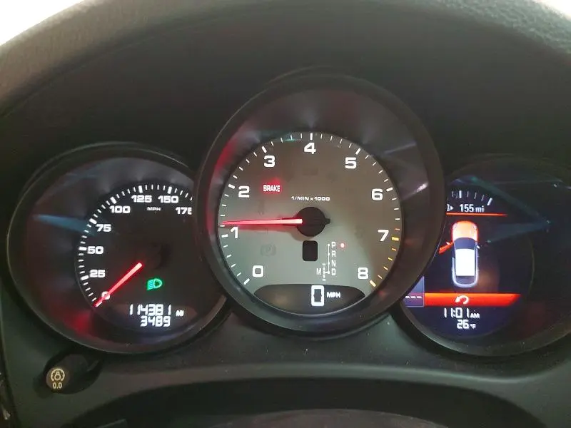 2015 PORSCHE MACAN S  