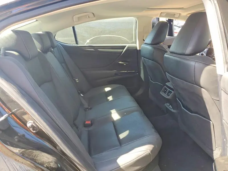2025 LEXUS ES 300H BASE  