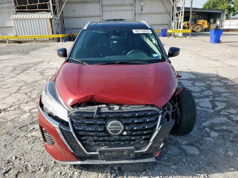 2021 NISSAN KICKS SV  