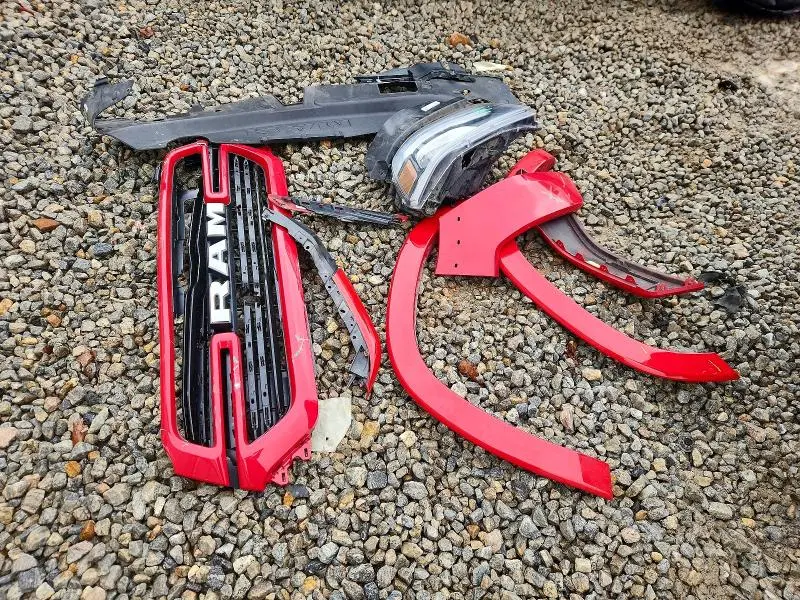 2019 RAM 1500 LARAMIE  