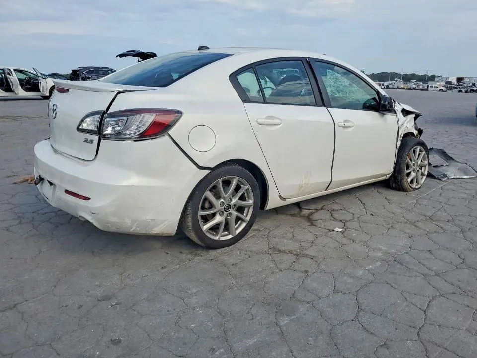 2012 MAZDA 3 S  