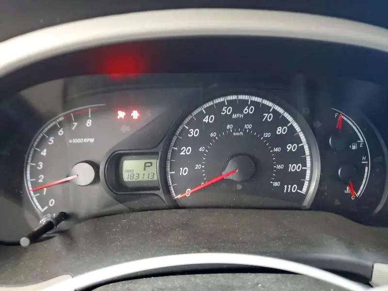 2011 TOYOTA SIENNA LE  