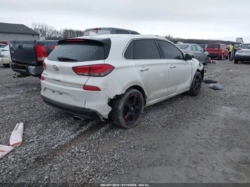 2019 HYUNDAI ELANTRA GT  