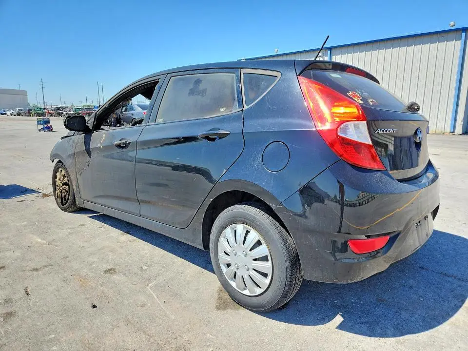 2012 HYUNDAI ACCENT GS  