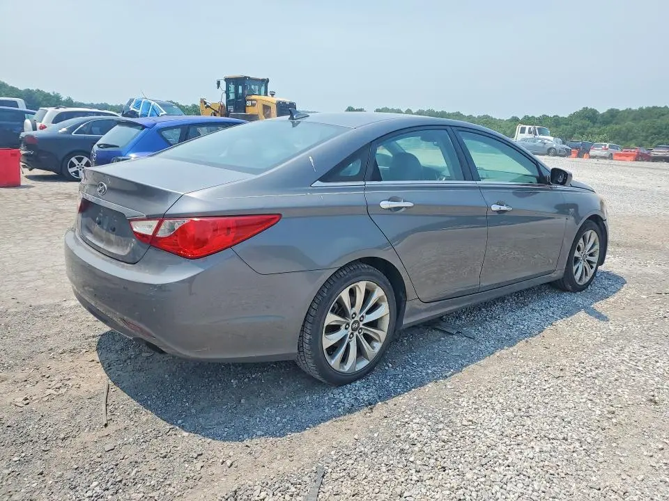 2011 HYUNDAI SONATA SE  