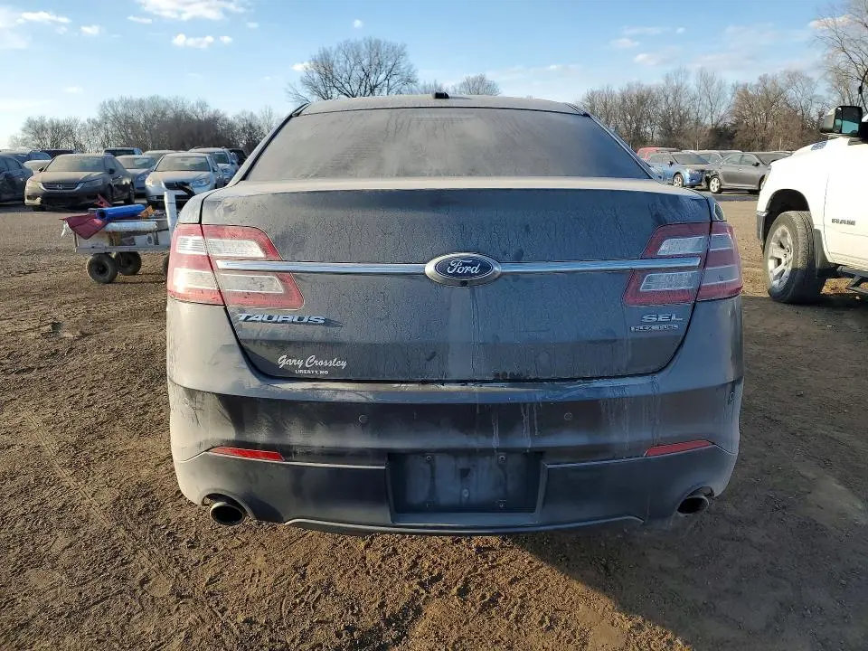 2017 FORD TAURUS SEL  