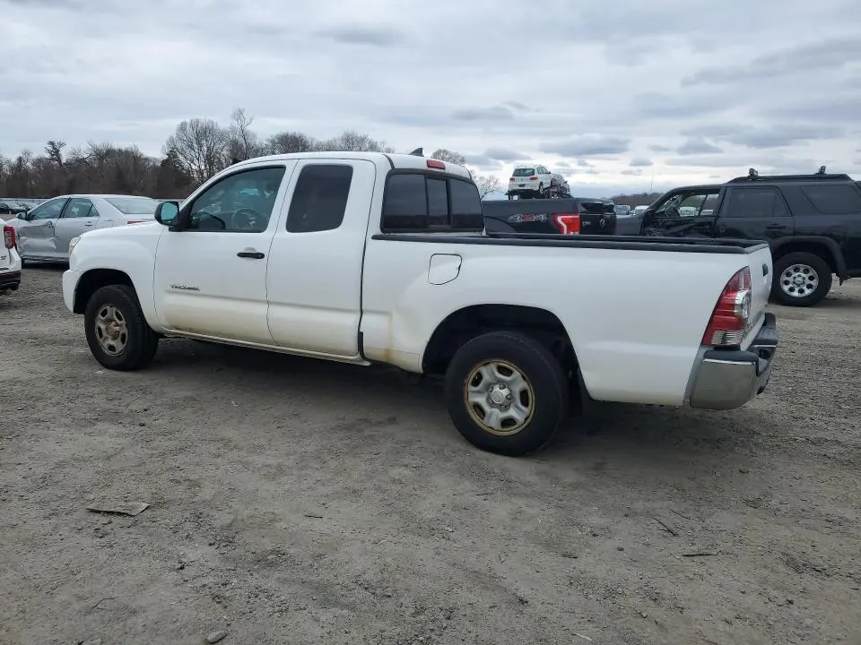 2014 TOYOTA TACOMA BASE  