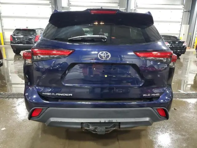 2020 TOYOTA HIGHLANDER XLE  