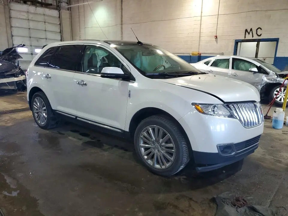 2013 LINCOLN MKX   