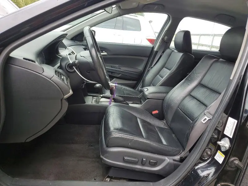 2011 HONDA ACCORD SE  