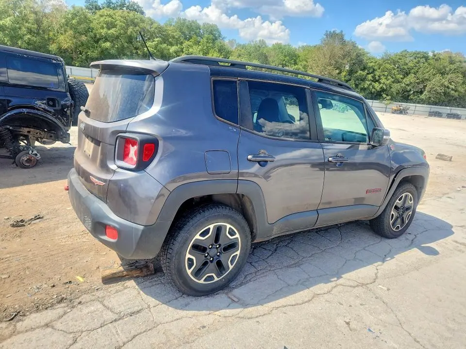 2016 JEEP RENEGADE TRAILHAWK  