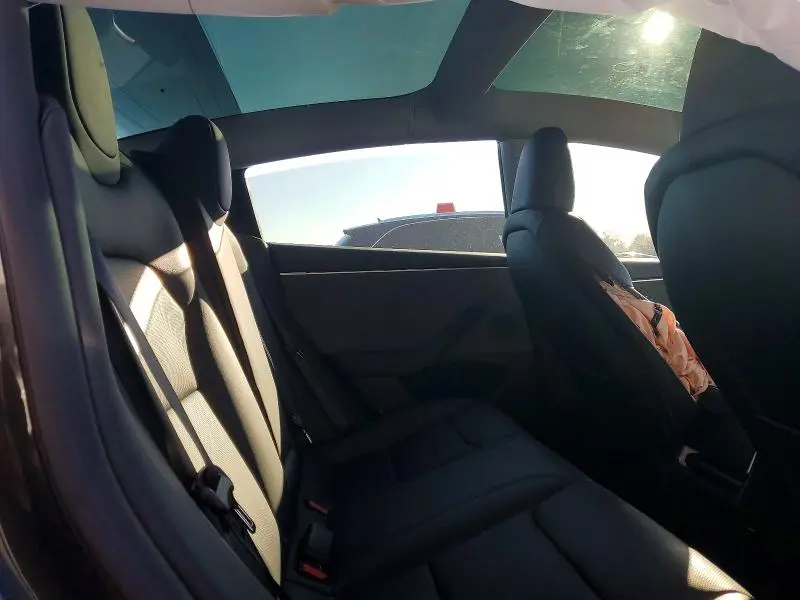 2025 TESLA MODEL 3   