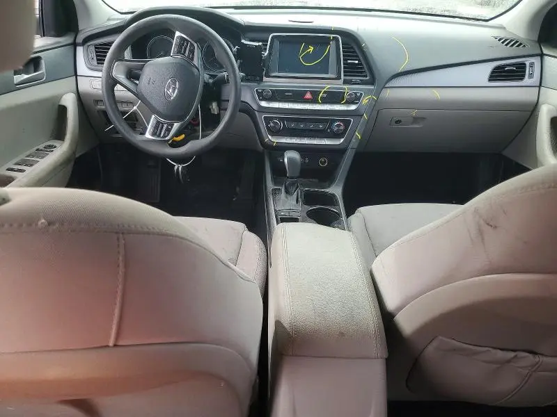 2018 HYUNDAI SONATA SE  