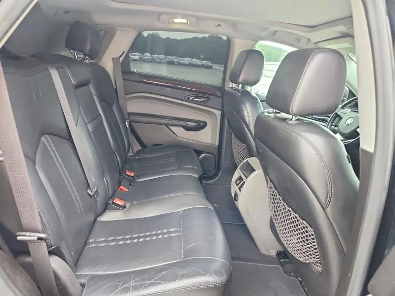 2011 CADILLAC SRX LUXURY COLLECTION  