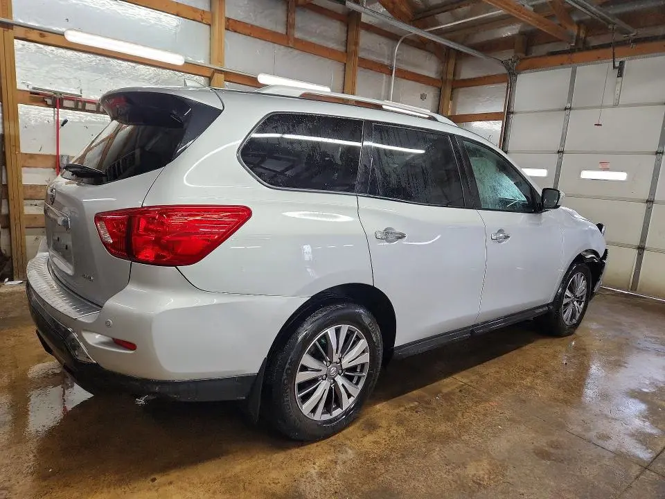 2019 NISSAN PATHFINDER S  