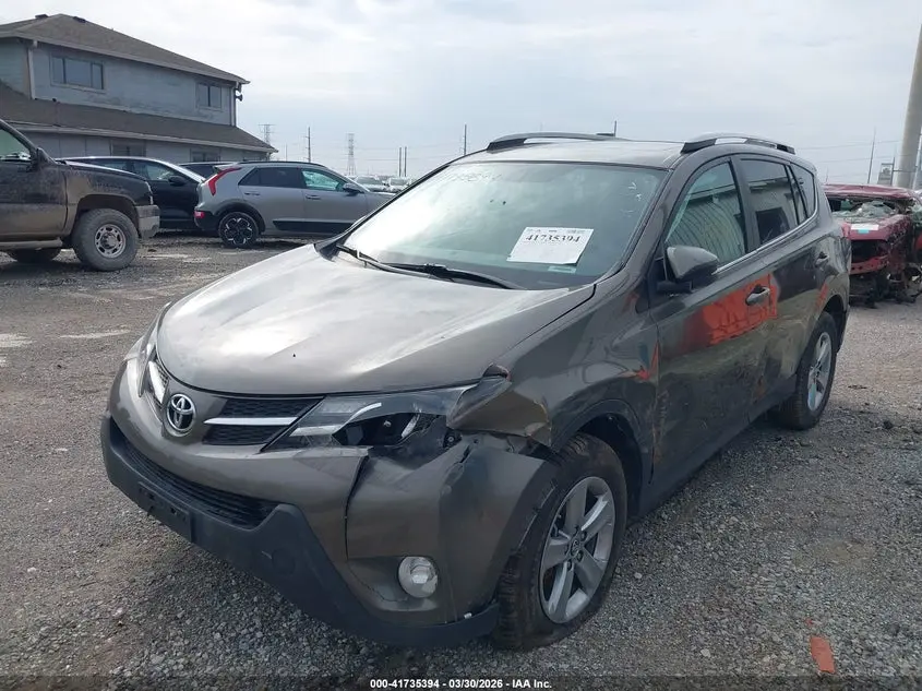 2015 TOYOTA RAV4 XLE