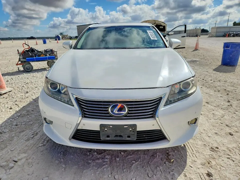 2013 LEXUS ES 300H  