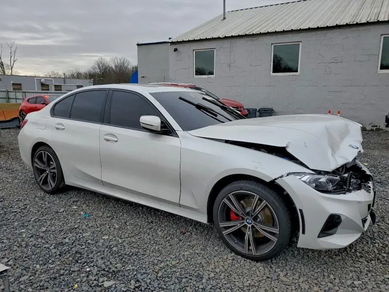 2024 BMW 330XI   