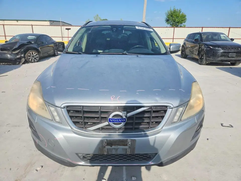 2010 VOLVO XC60 3.2  