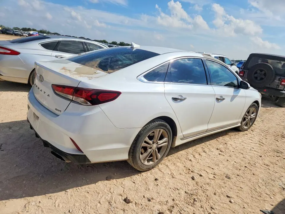 2018 HYUNDAI SONATA SPORT  
