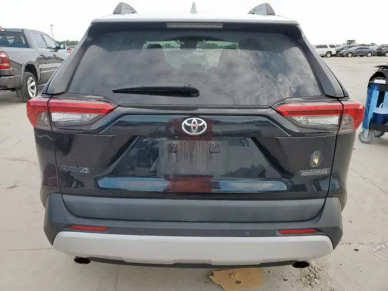2019 TOYOTA RAV4 ADVENTURE  