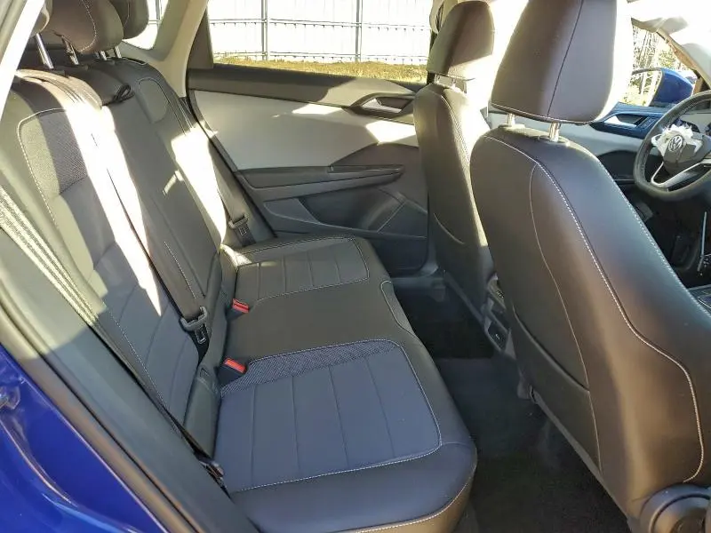 2022 VOLKSWAGEN TAOS SE  