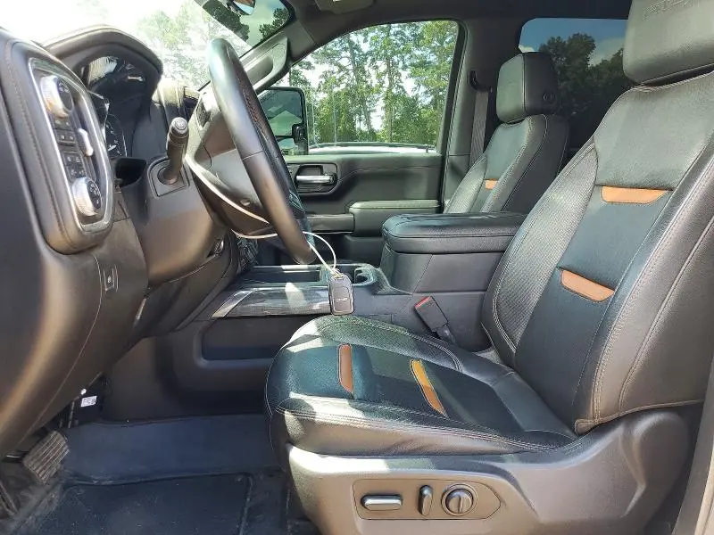 2022 GMC SIERRA K2500 AT4  