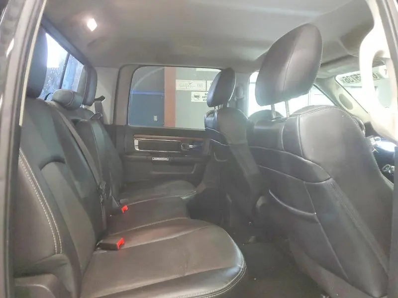 2015 RAM 1500 LARAMIE  