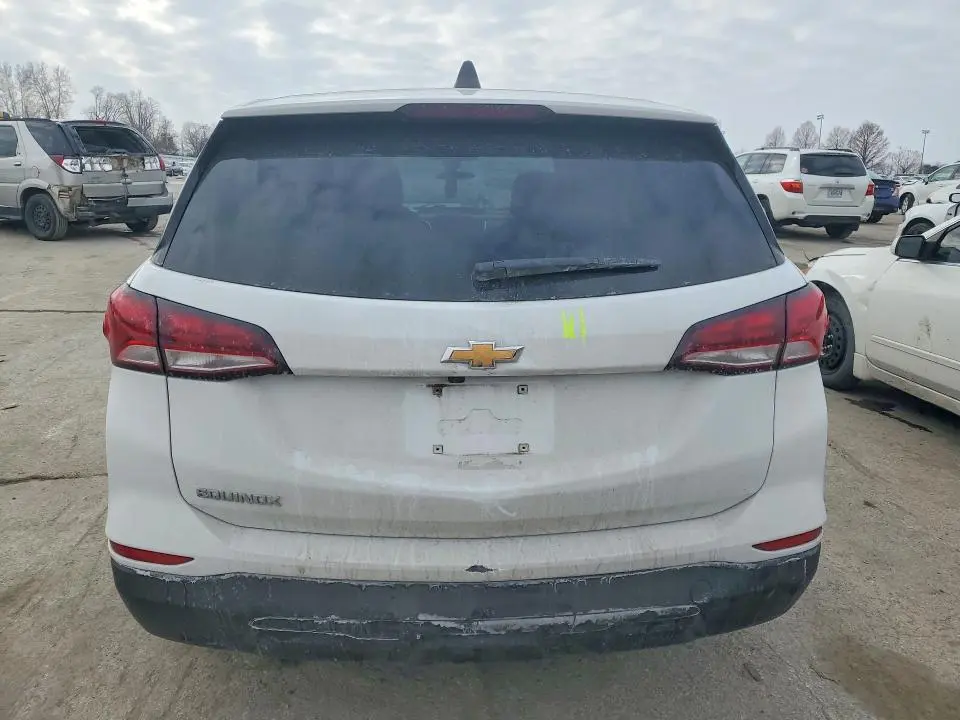 2022 CHEVROLET EQUINOX LS  