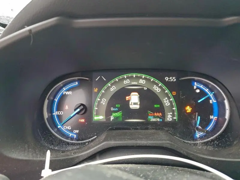 2023 TOYOTA RAV4 XLE  