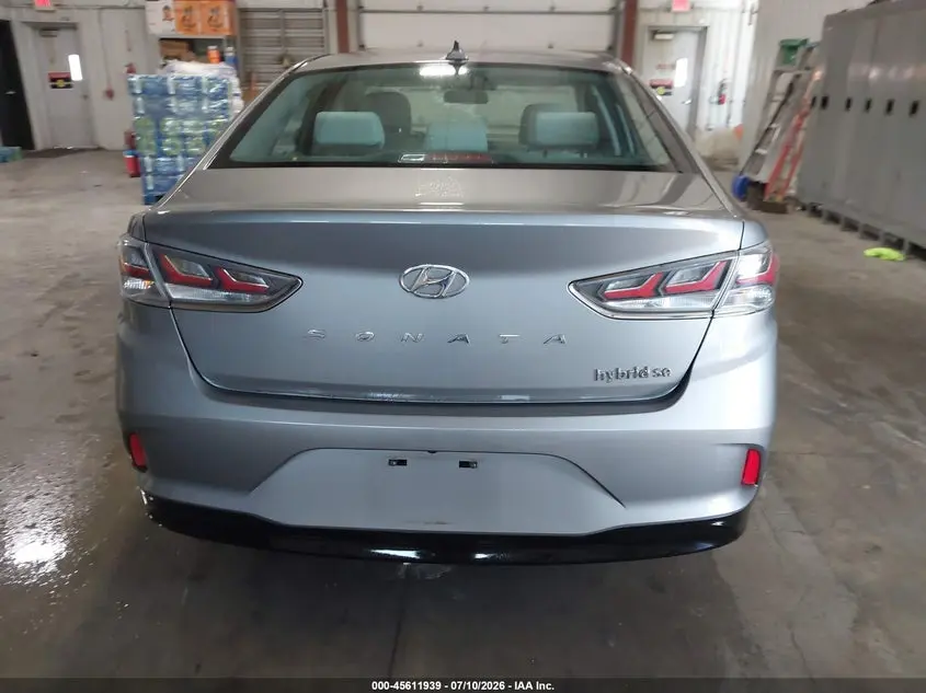 2018 HYUNDAI SONATA HYBRID SE