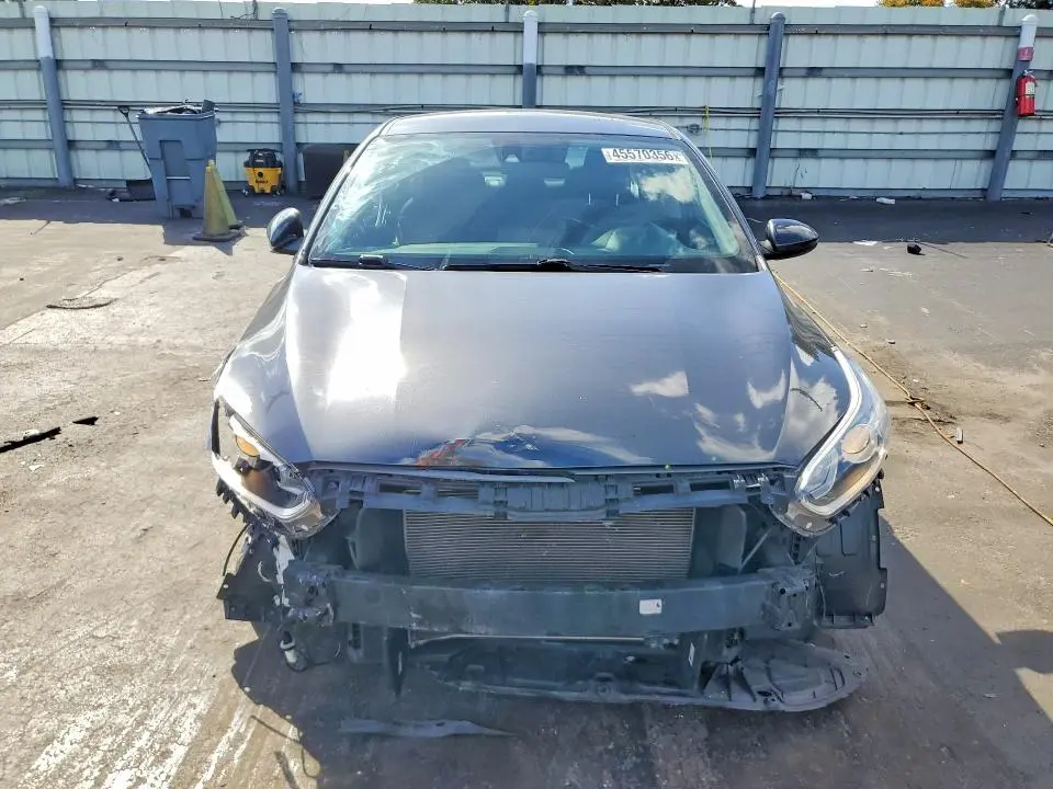 2021 KIA FORTE FE  