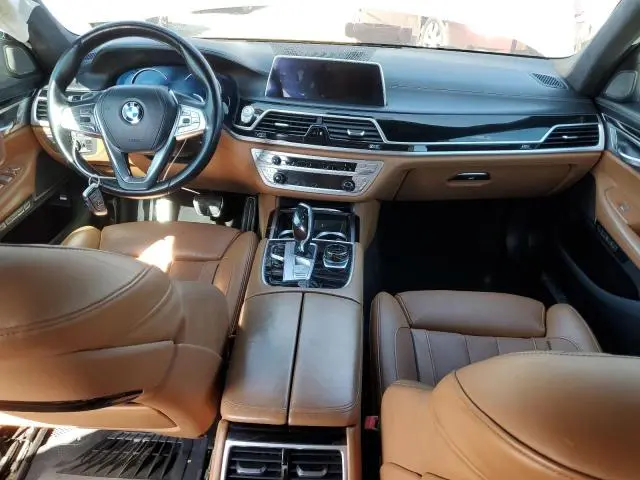 2018 BMW 750 XI  