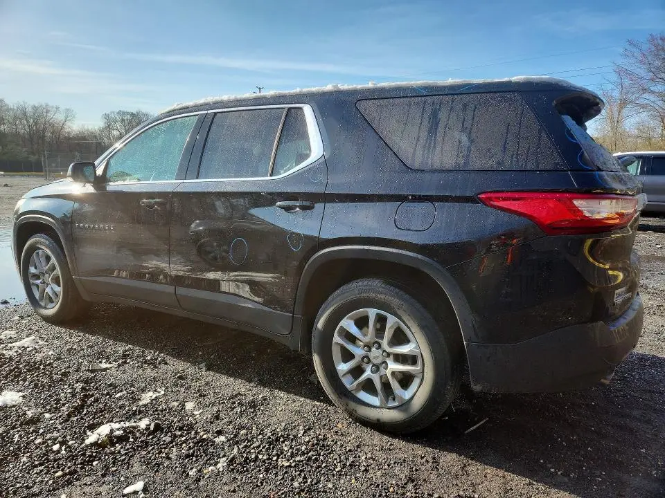 2021 CHEVROLET TRAVERSE LS  