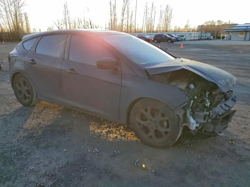 2014 FORD FOCUS TITANIUM  