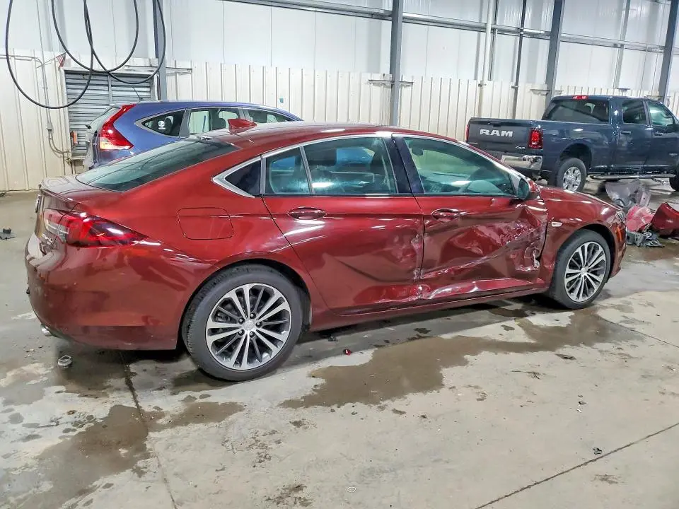 2018 BUICK REGAL ESSENCE  