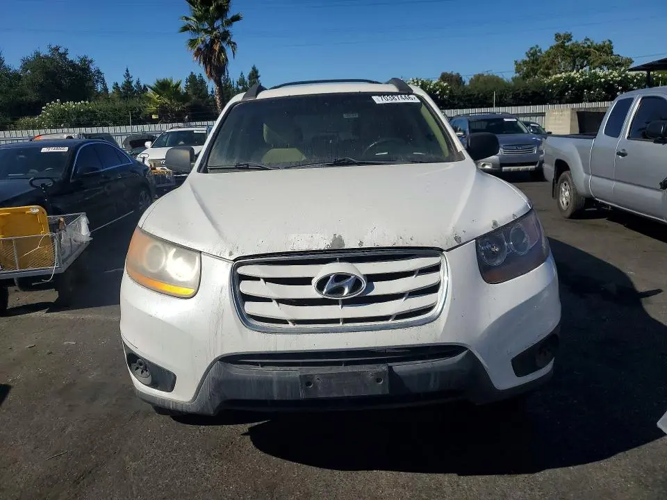 2011 HYUNDAI SANTA FE GLS  